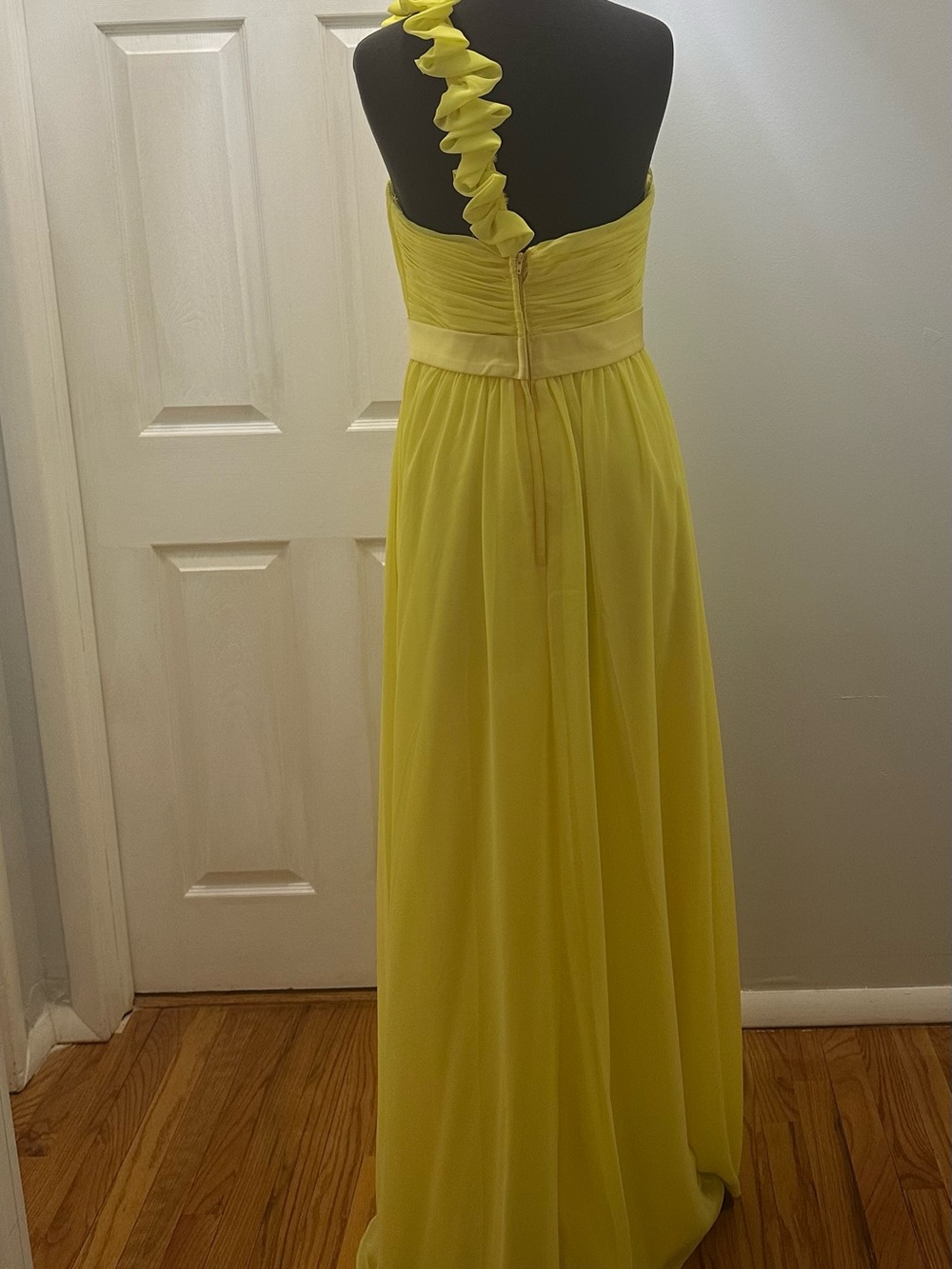 Allure One-Shoulder Lemon Yellow Chiffon Evening Gown